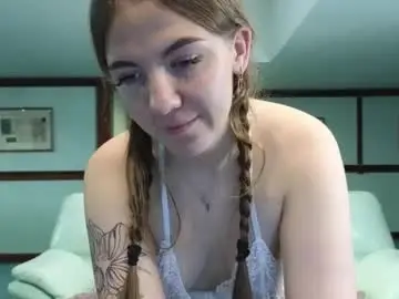 Chaturbate Live Sex Cam of kirarustle