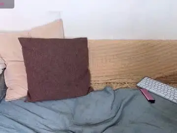 Chaturbate Adult Webcams of emilytrays