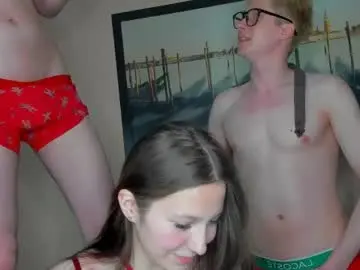 Chaturbate Live Sex Cam of michelsins