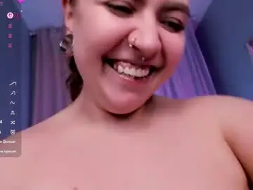 Chaturbate Nude Webcam of ashton_heidi