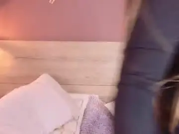 Chaturbate Adult Webcam of elenagilbert2