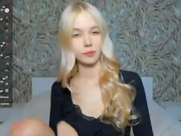 Chaturbate Live Sex Cam of eshcka