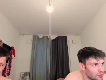 Chaturbate Sex Chat of kevin_hornyyy