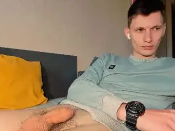 Chaturbate Live Porn of kevin_hornyyy