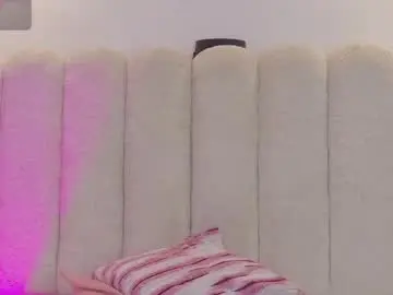 Chaturbate Watch Live Sex Cams of mia_rom