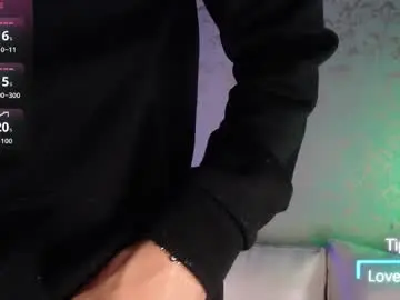 Chaturbate Free Live Porn of robbinblaze