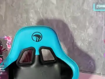 Chaturbate Live Sex Cam of mara_friendboy