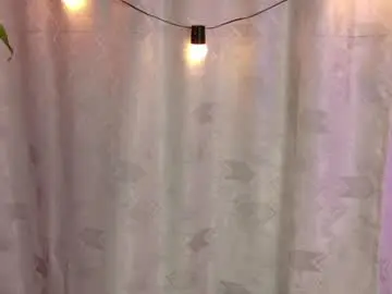 Chaturbate Live Sex Cam of mara_friendboy