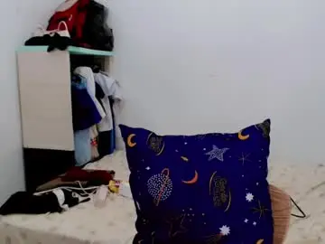 Chaturbate Live Sex Cam of hotasian_mama