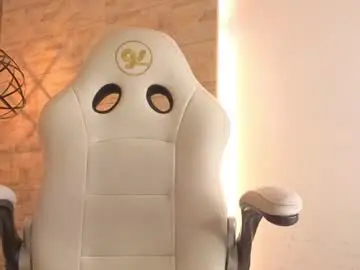 Chaturbate Best live sex cam show of laura_rouse_