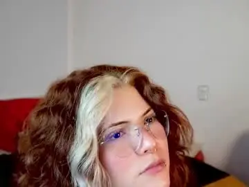 Chaturbate Adult Video Chat of madissoon__