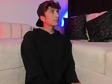 Chaturbate Nude Webcam of mhatias_