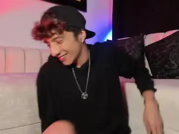 Chaturbate Best live sex cam show of mhatias_