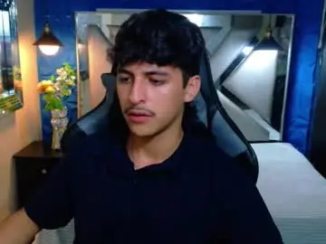 Chaturbate Live Porn of alan_del_reyy