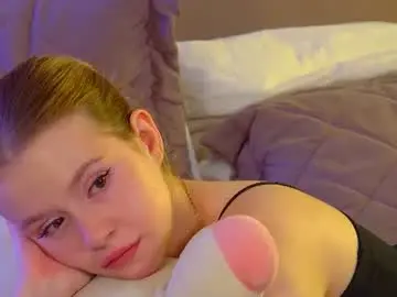 Chaturbate Live Sex Cam of milanabalmain