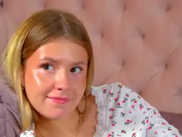 Chaturbate Live Sex Cam of milanabalmain
