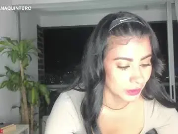 Chaturbate Free Porn Cam of swt_molly