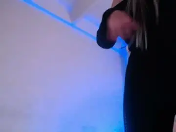 Chaturbate Best live sex cam show of lucy_priincess