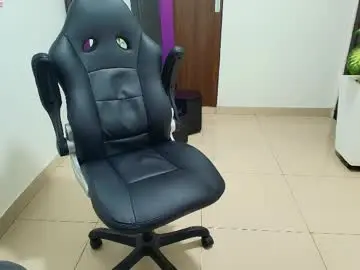 Chaturbate Live Sex Cam of sebastian_oconnor77