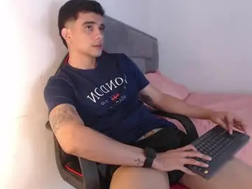 Chaturbate Live Sex Cam of adama_soa