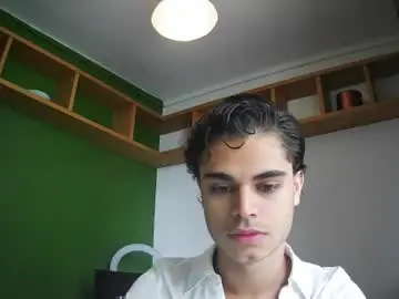 Chaturbate Nude Webcam of dannyss__18