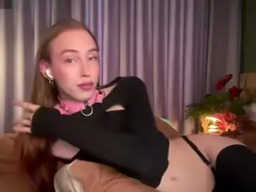 Chaturbate Free Live Porn of avril_pearly_