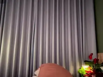 Chaturbate Best live sex cam show of avril_pearly_