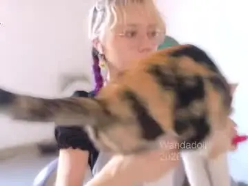Chaturbate Live Sex Cam of wandadoll