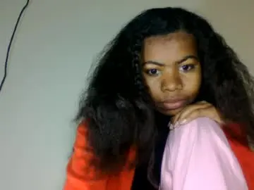 Chaturbate Live Sex Cam of yannick_01