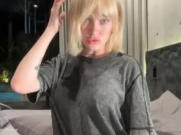 Chaturbate Free Live Porn of golden_alinee
