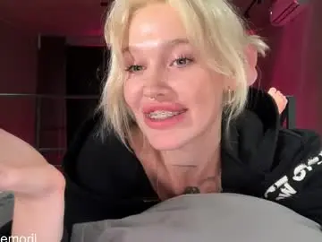 Chaturbate Adult Video Chat of golden_alinee