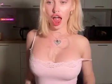 Chaturbate Free Live Porn of golden_alinee