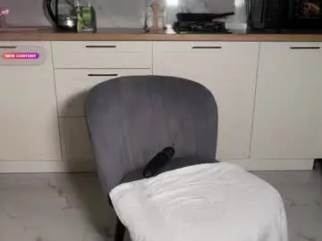 Chaturbate Watch Live Sex Cams of golden_alinee