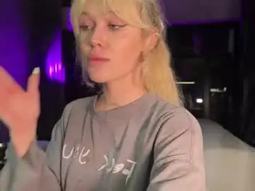 Chaturbate Watch Live Sex Cams of golden_alinee