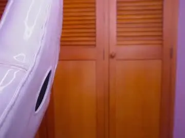 Chaturbate Free Live Porn of bella_adams_