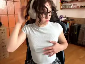 Chaturbate Adult Webcams of faintpeach