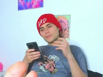 Chaturbate Watch Live Sex Cams of holy_taby_