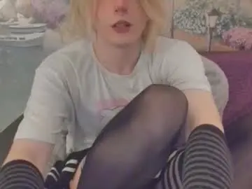 Chaturbate Watch Live Sex Cams of taka_s_paintroom