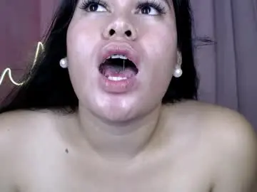 Chaturbate Free Porn Cam of ur_baby_rebbecca