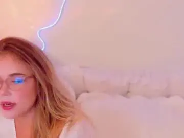 Chaturbate Live Sex Cam of lilith_bonheur