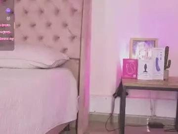 Chaturbate Free Porn Cam of linoshka_1