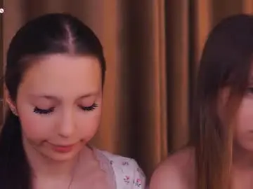 Chaturbate Adult Video Chat of wendiesetters