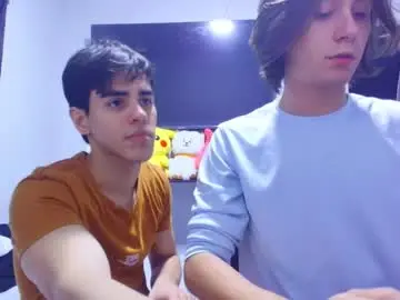 Chaturbate Live Sex Cam of alex_and_fabian