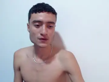 Chaturbate Free Porn Cam of camiloyw2