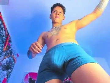 Chaturbate Adult Webcam of maxi_g