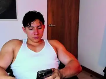 Chaturbate Nude Webcam of alexander_classy