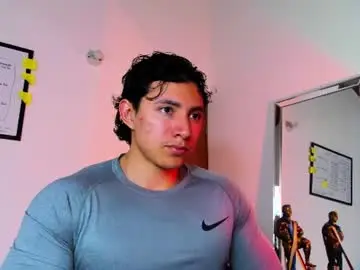 Chaturbate Sex Chat of alexander_classy
