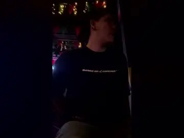 Chaturbate Free Porn Cam of hellmike_