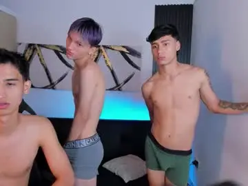 Chaturbate Live Sex Cam of wallen_house