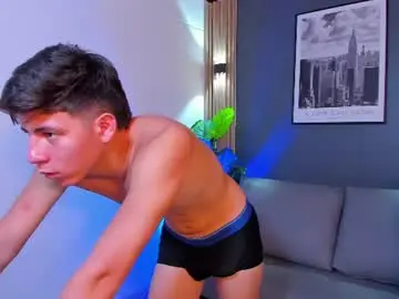 Chaturbate Free Live Porn of wallen_house
